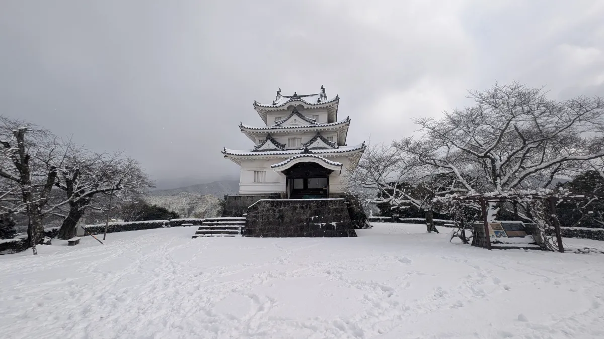 城下町を彩るイルミネーション。宇和島市12月のクリスマス＆年末行事ガイド